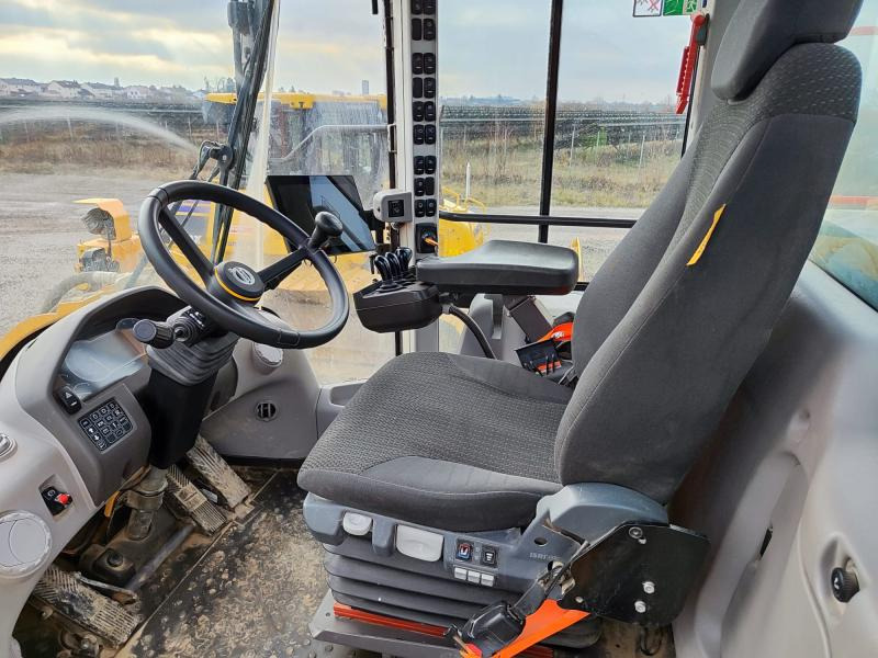 Volvo L150H - Tekerlekli yükleyici: fotoğraf 4 Volvo L150H - Tekerlekli yükleyici: fotoğraf 4