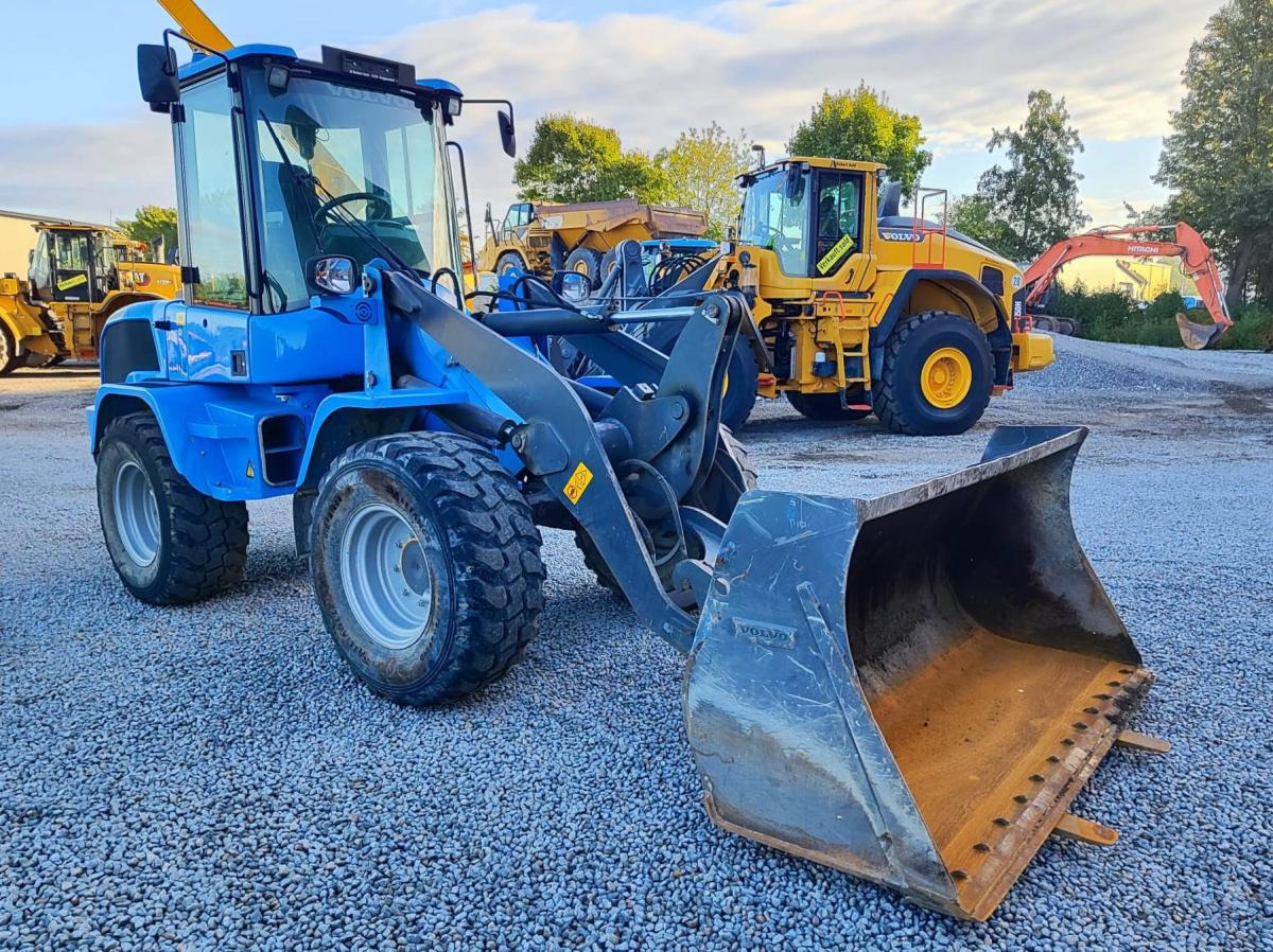 Volvo L35G - Tekerlekli yükleyici: fotoğraf 3 Volvo L35G - Tekerlekli yükleyici: fotoğraf 3