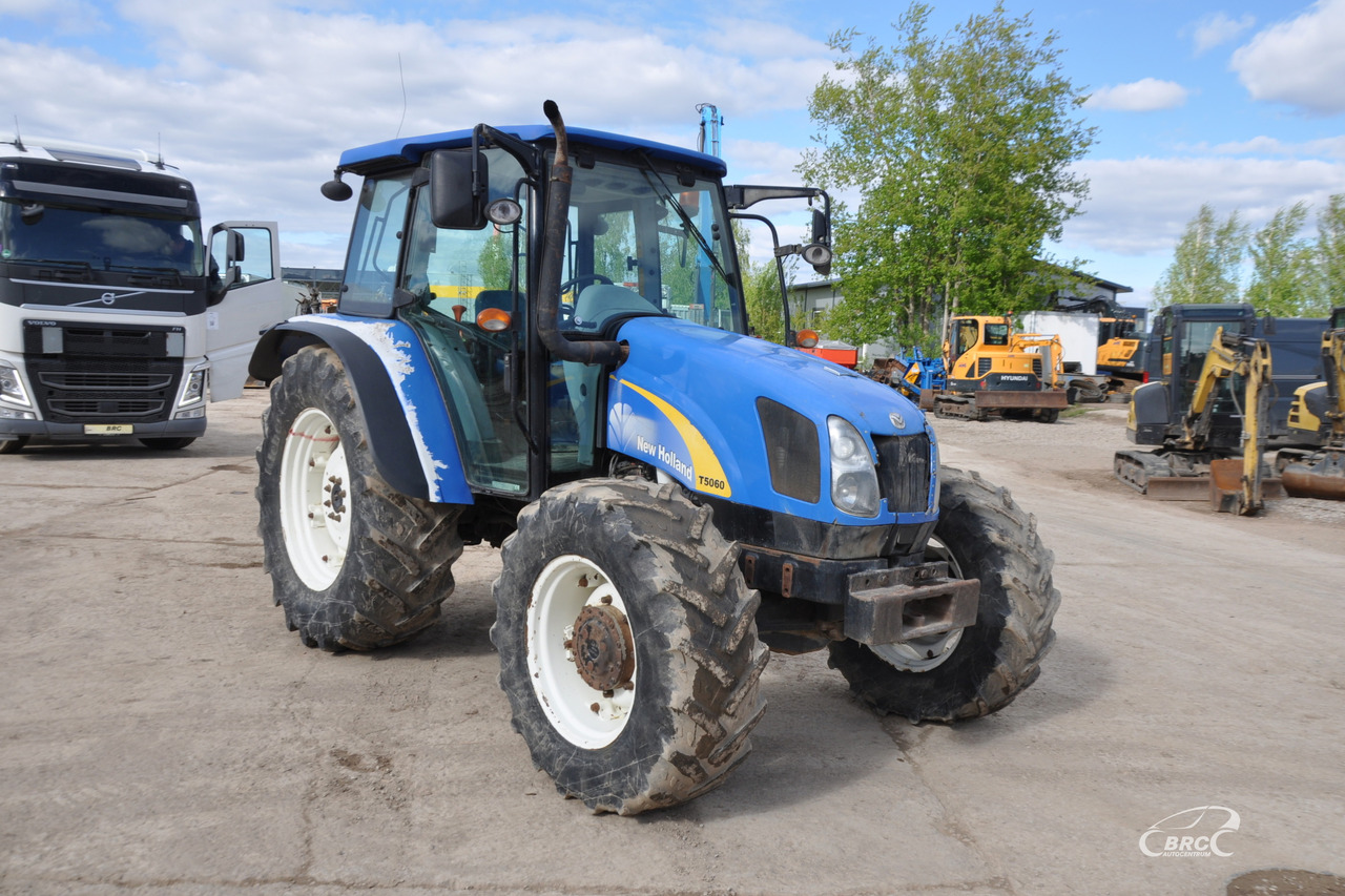 New Holland T5060 - Traktör: fotoğraf 2 New Holland T5060 - Traktör: fotoğraf 2