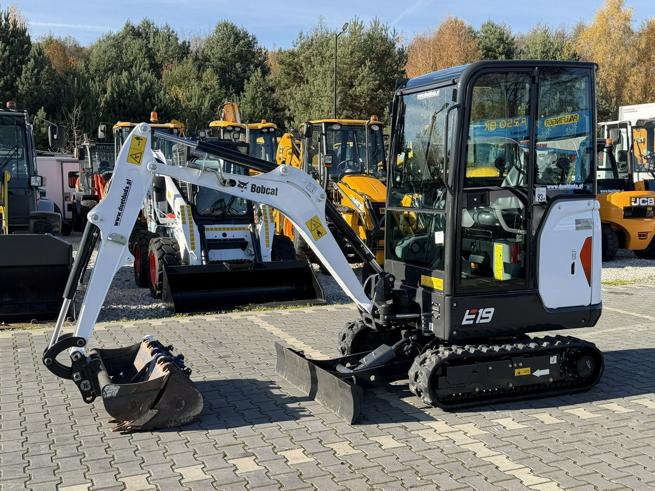 Bobcat E19 Komplet Łyżek Mało Używana Przepracowane tylko 90mth - Mini ekskavatör: fotoğraf 3 Bobcat E19 Komplet Łyżek Mało Używana Przepracowane tylko 90mth - Mini ekskavatör: fotoğraf 3