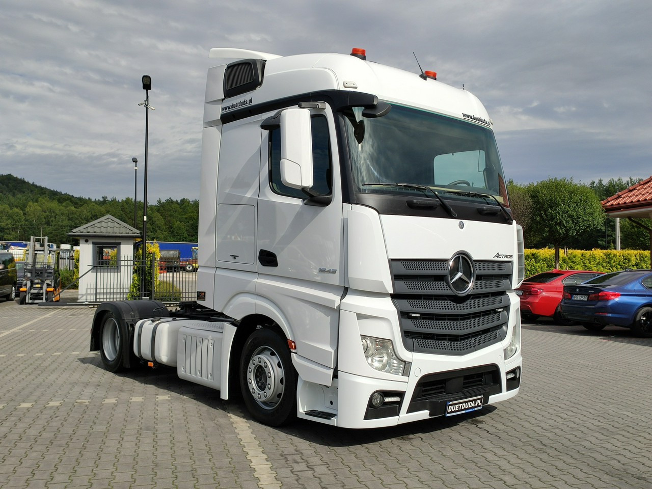 Mercedes ACTROS 1845 Euro 6 Low Deck Mega !!! - Çekici: fotoğraf 3 Mercedes ACTROS 1845 Euro 6 Low Deck Mega !!! - Çekici: fotoğraf 3
