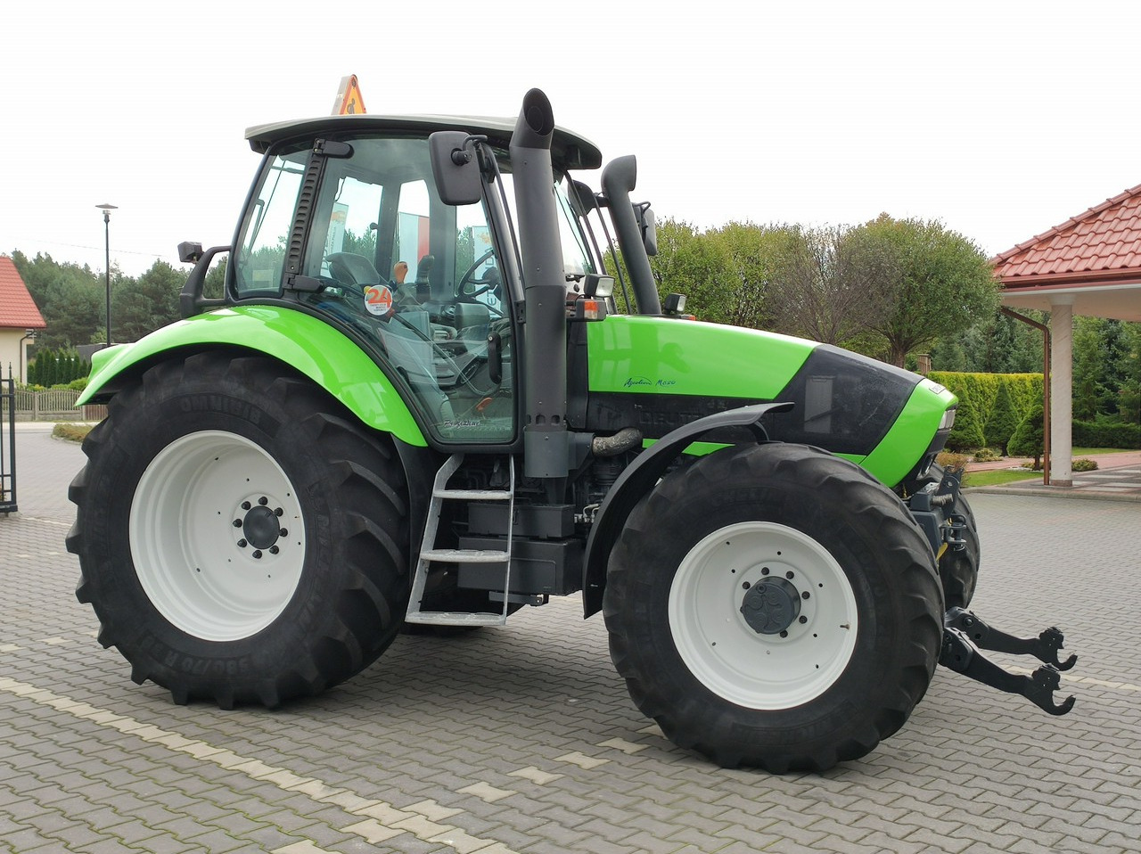 Traktör Deutz Fahr Agrotron M620 4x4 Przedni Tuz Wałek W.O.M Wyjścia do Przyczepy: fotoğraf 7