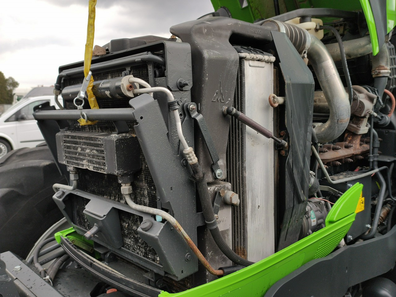 Traktör Deutz Fahr Agrotron M620 4x4 Przedni Tuz Wałek W.O.M Wyjścia do Przyczepy: fotoğraf 32