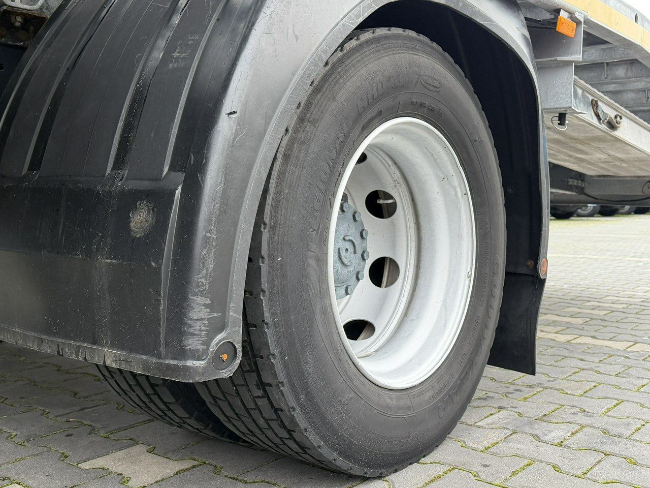 Iveco EUROCARGO 120E25 E6 Laweta Zagłebiana Platforma Pomoc Drogowa - Diğer araçlar: fotoğraf 5 Iveco EUROCARGO 120E25 E6 Laweta Zagłebiana Platforma Pomoc Drogowa - Diğer araçlar: fotoğraf 5