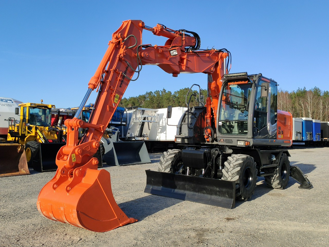 Hitachi ZX140 Koparka Kołowa - Tekerlekli ekskavatör: fotoğraf 4 Hitachi ZX140 Koparka Kołowa - Tekerlekli ekskavatör: fotoğraf 4