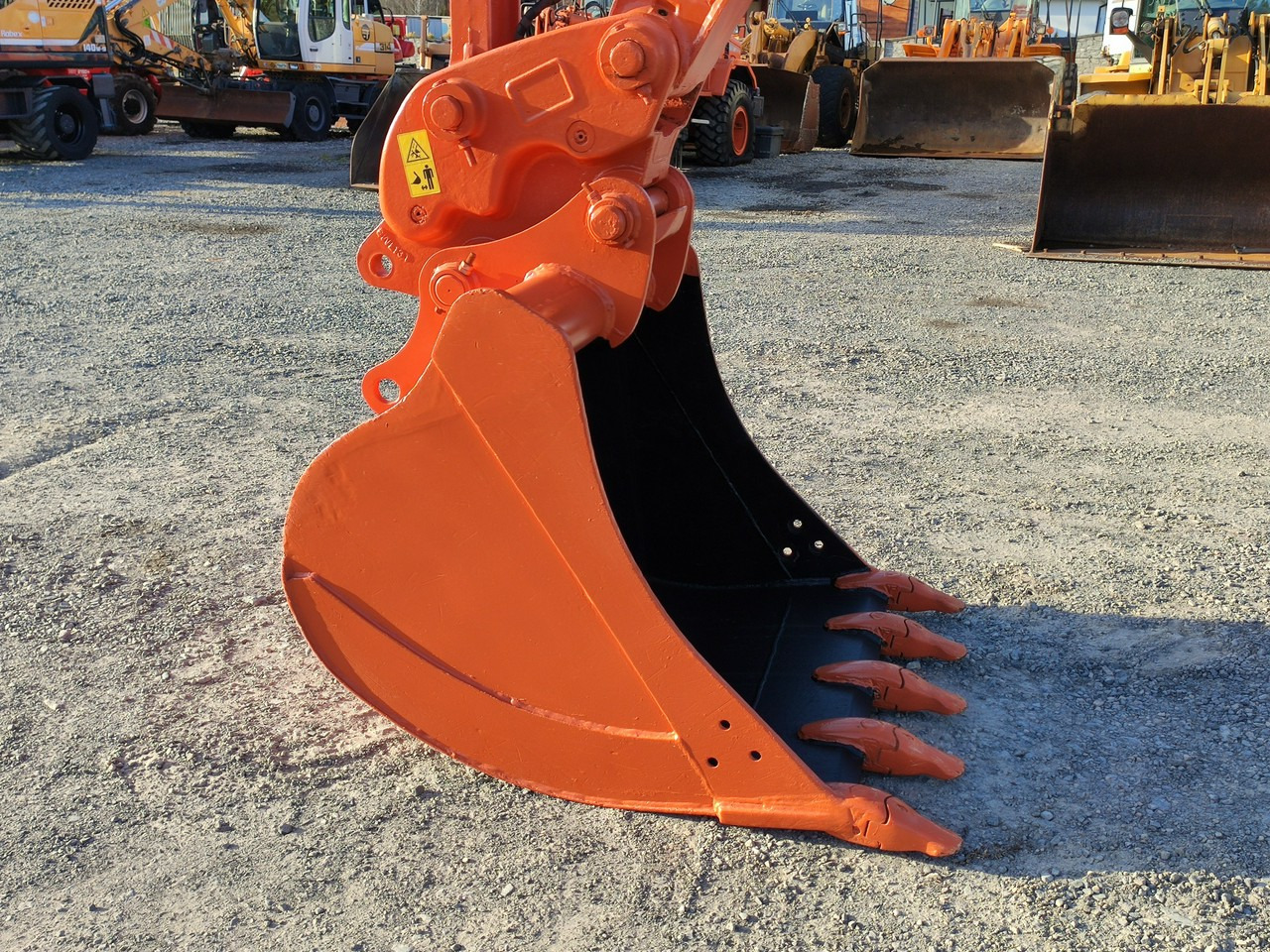Hitachi ZX140 Koparka Kołowa - Tekerlekli ekskavatör: fotoğraf 5 Hitachi ZX140 Koparka Kołowa - Tekerlekli ekskavatör: fotoğraf 5
