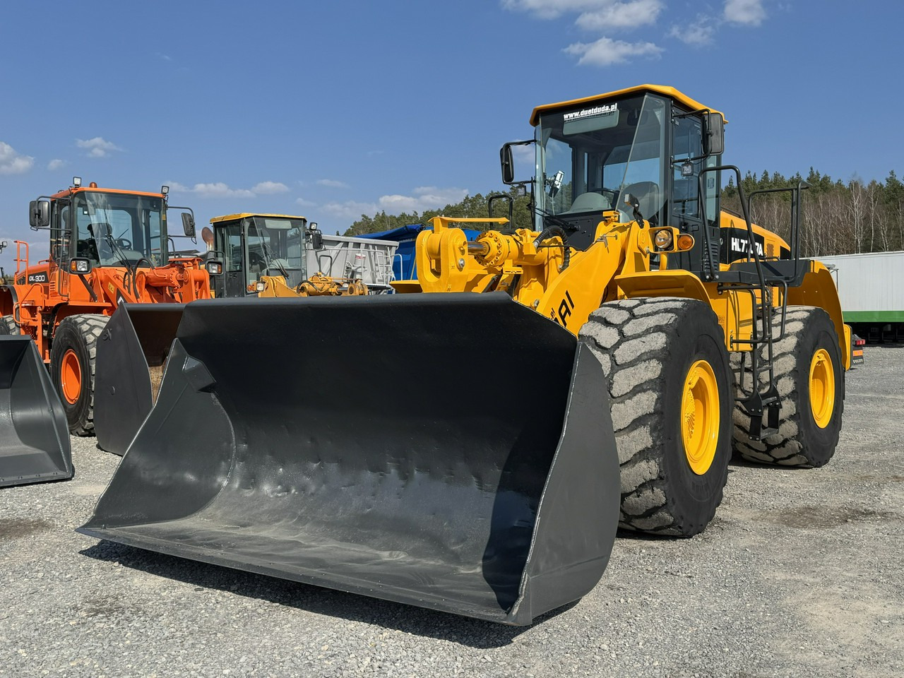 Hyundai HL770-7A - Tekerlekli yükleyici: fotoğraf 3 Hyundai HL770-7A - Tekerlekli yükleyici: fotoğraf 3