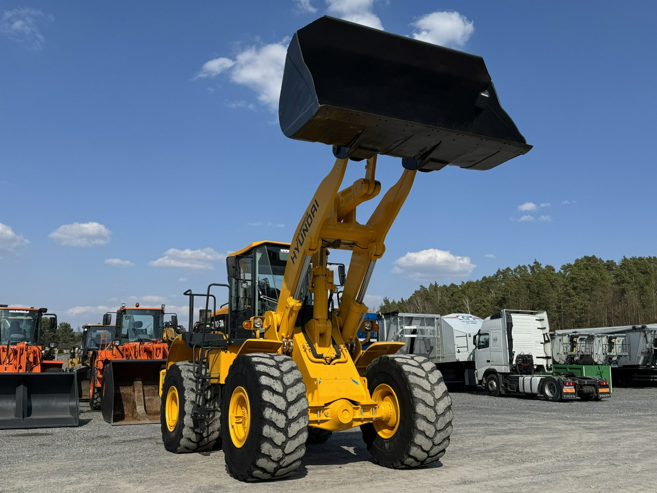 Hyundai HL770-7A - Tekerlekli yükleyici: fotoğraf 5 Hyundai HL770-7A - Tekerlekli yükleyici: fotoğraf 5