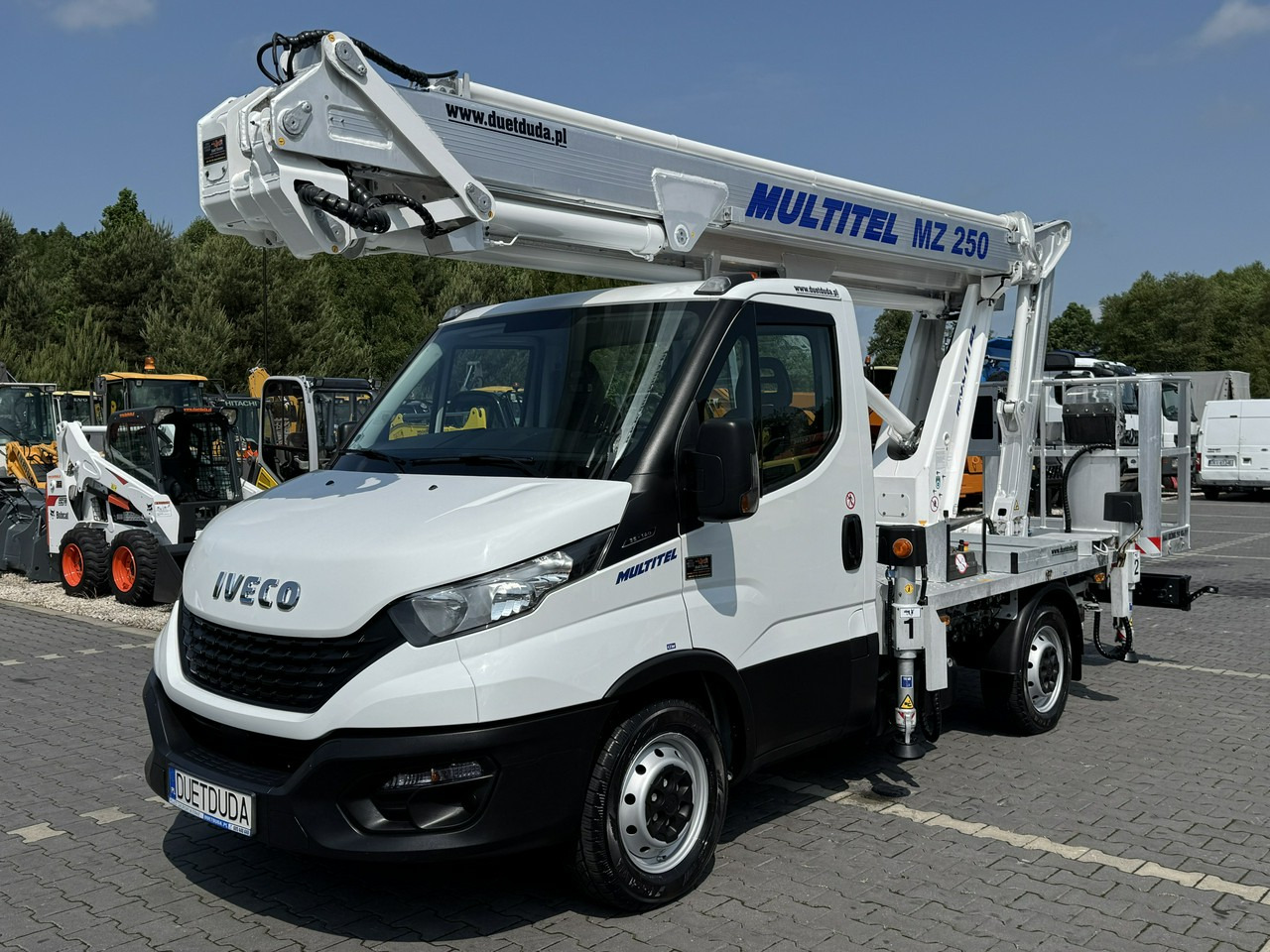Iveco Daily 35S14 - Araç üzerine platform: fotoğraf 2 Iveco Daily 35S14 - Araç üzerine platform: fotoğraf 2