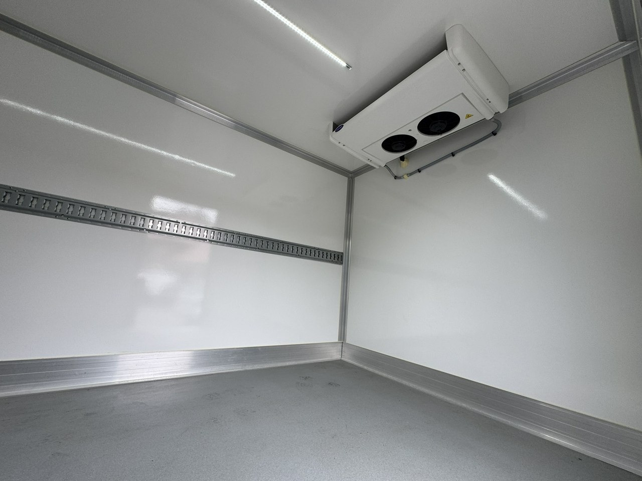 Frigorifik kamyonet Iveco Daily 35S16 V: fotoğraf 17