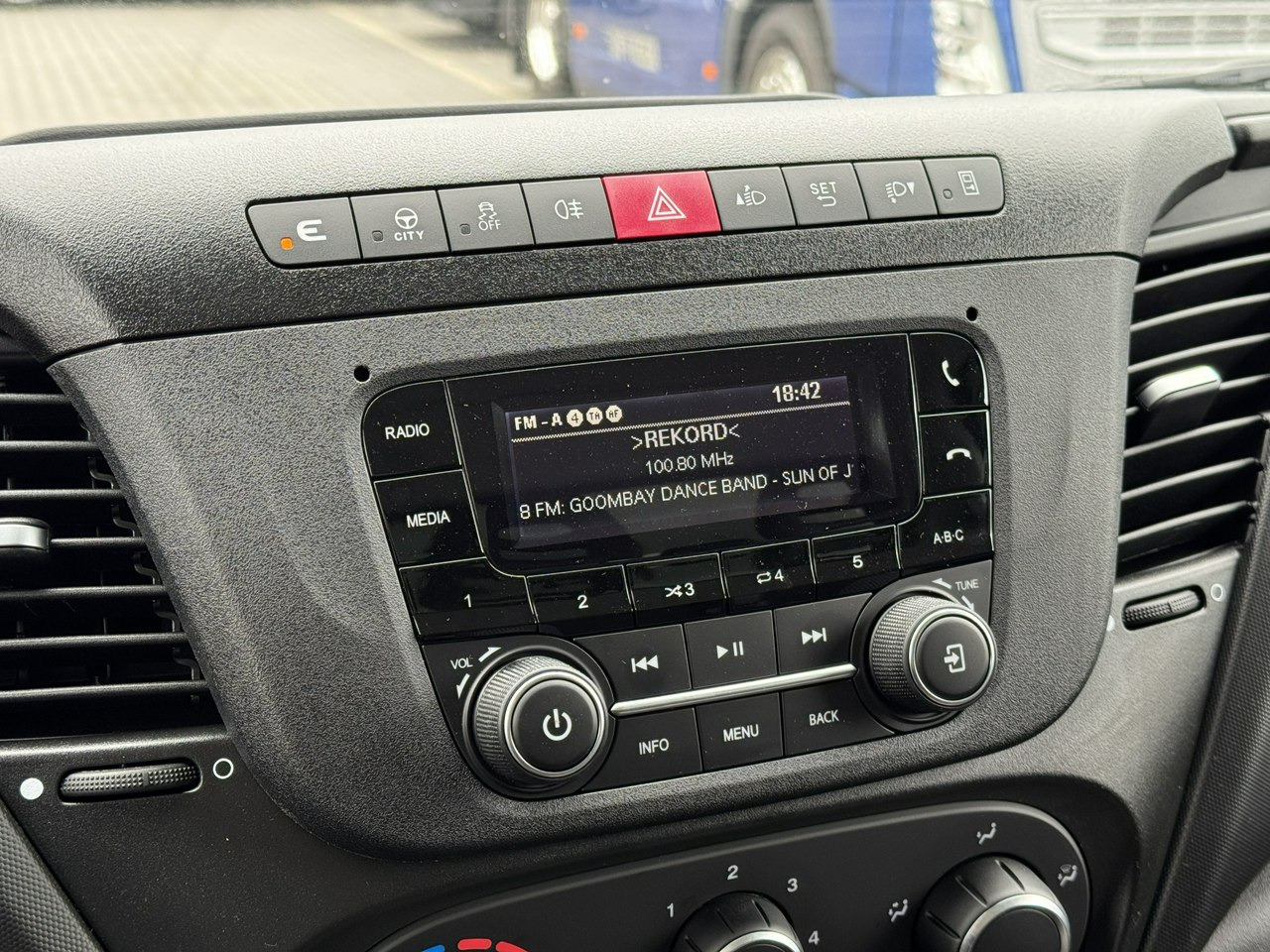 Frigorifik kamyonet Iveco Daily 35S16 V: fotoğraf 32