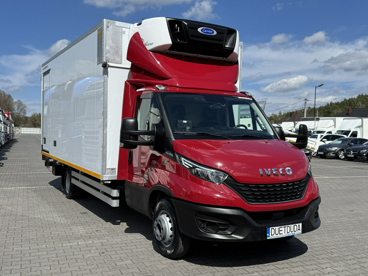 Iveco Daily 72C21 Mroźnia HI-MATIC Ściana Grodziowa Multitemperatura - Frigorifik kamyonet: fotoğraf 4 Iveco Daily 72C21 Mroźnia HI-MATIC Ściana Grodziowa Multitemperatura - Frigorifik kamyonet: fotoğraf 4