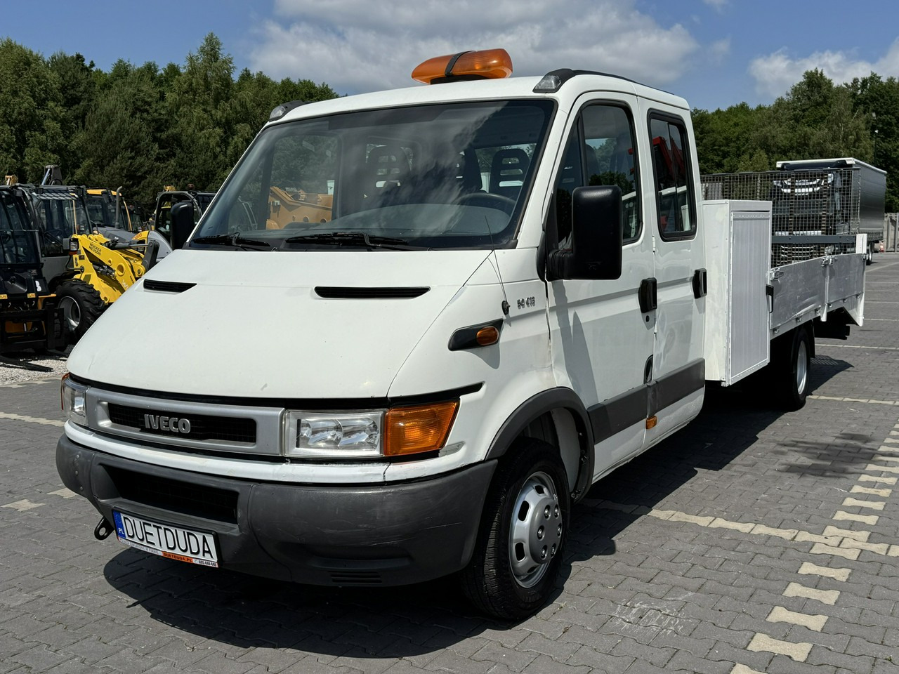 Iveco Daily - Çekici kamyonu: fotoğraf 4 Iveco Daily - Çekici kamyonu: fotoğraf 4