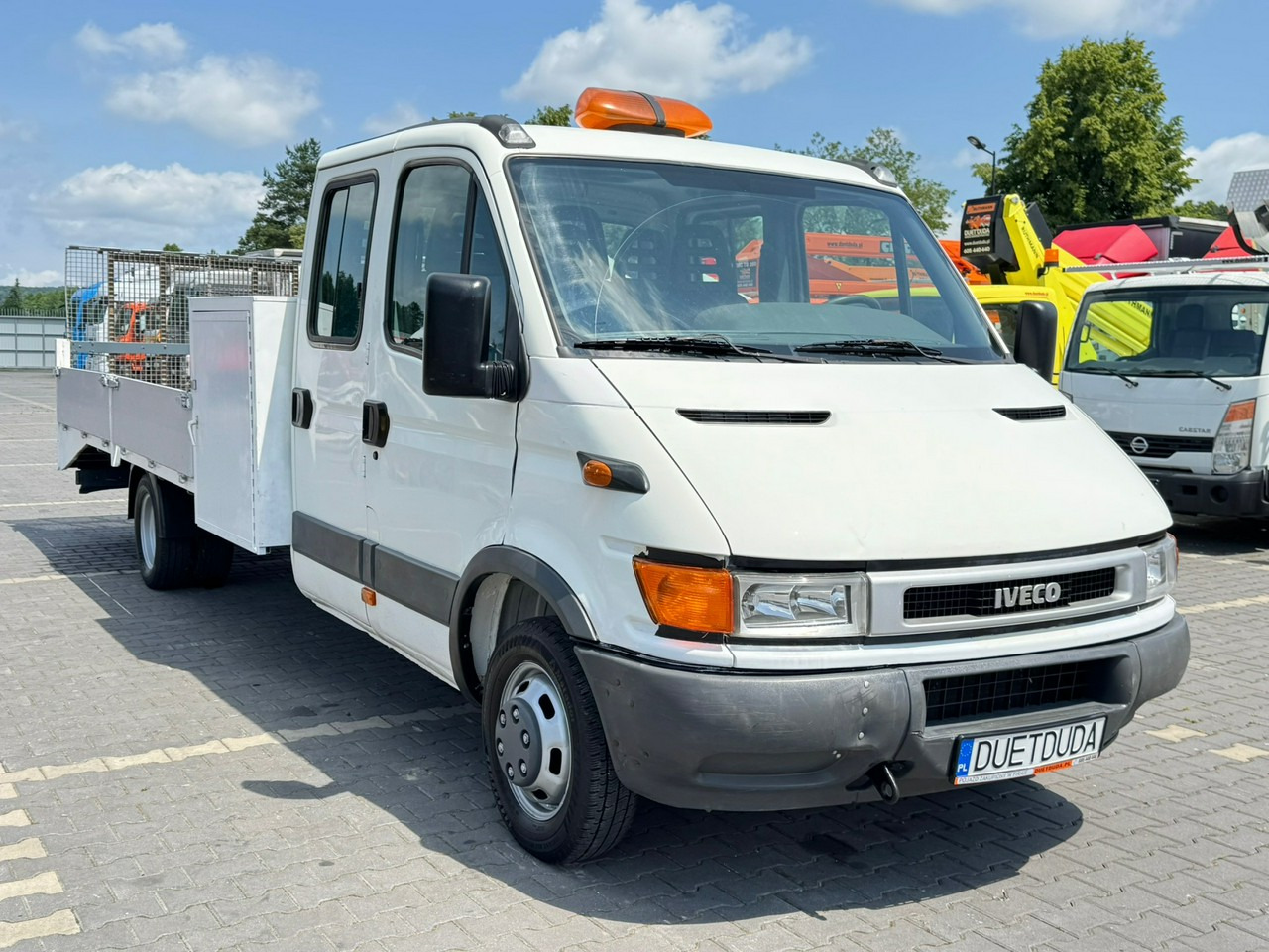 Iveco Daily - Çekici kamyonu: fotoğraf 3 Iveco Daily - Çekici kamyonu: fotoğraf 3
