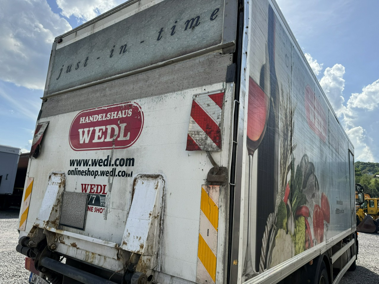 Iveco Zabudowa Chłodnia Agregat Carrier Supra 950Mt + Winda - Kasa - refrijeratör: fotoğraf 4 Iveco Zabudowa Chłodnia Agregat Carrier Supra 950Mt + Winda - Kasa - refrijeratör: fotoğraf 4