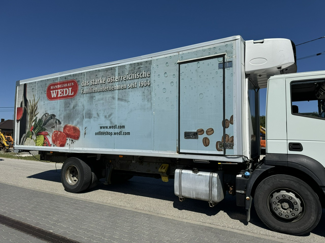Iveco Zabudowa Chłodnia Agregat Carrier Supra 950Mt + Winda - Kasa - refrijeratör: fotoğraf 2 Iveco Zabudowa Chłodnia Agregat Carrier Supra 950Mt + Winda - Kasa - refrijeratör: fotoğraf 2