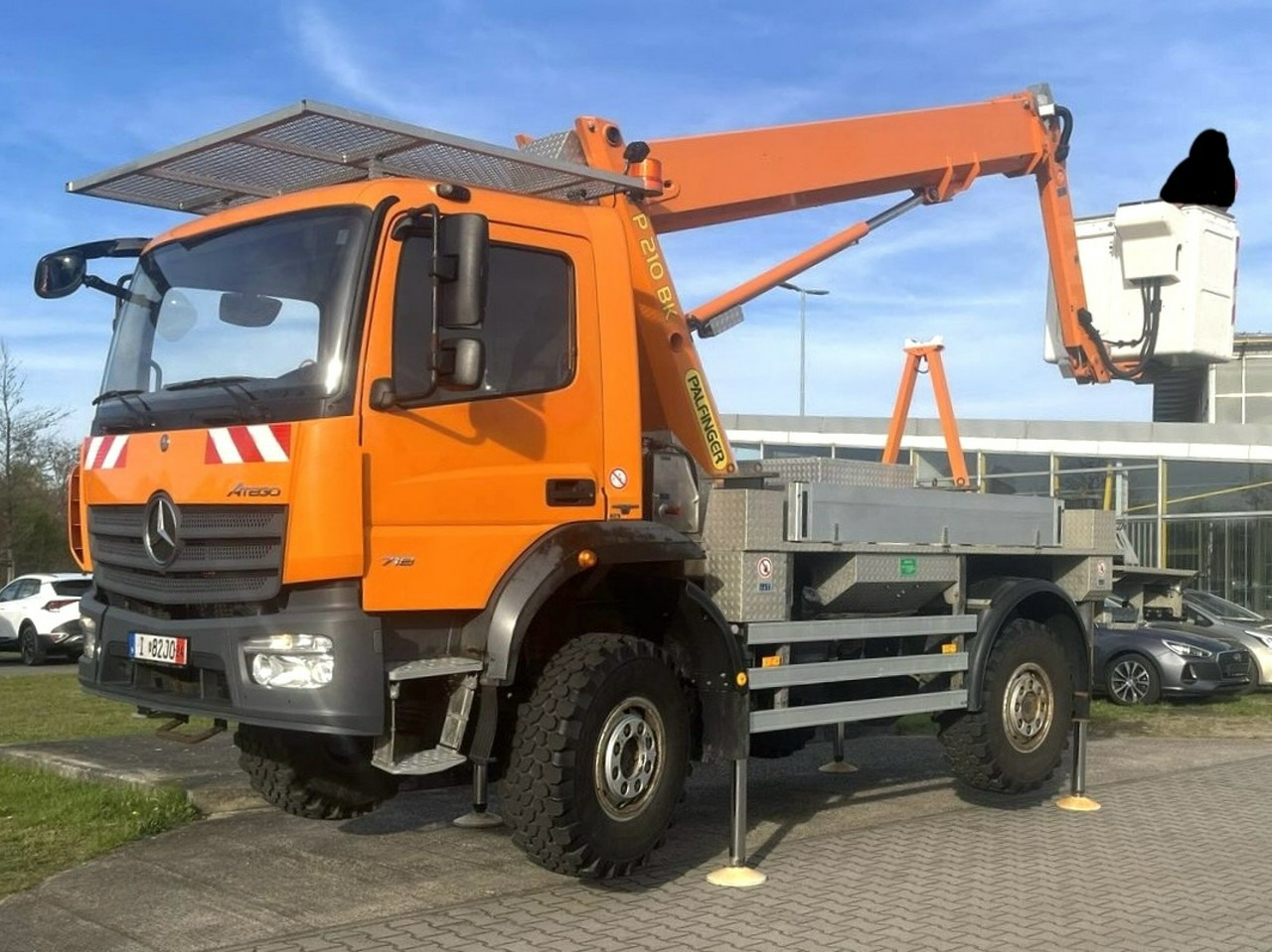 Mercedes Atego 718 E6 4x4 Zwyżka PALFINGER P210 BK Podnośnik Koszowy - Araç üzerine platform: fotoğraf 1 Mercedes Atego 718 E6 4x4 Zwyżka PALFINGER P210 BK Podnośnik Koszowy - Araç üzerine platform: fotoğraf 1