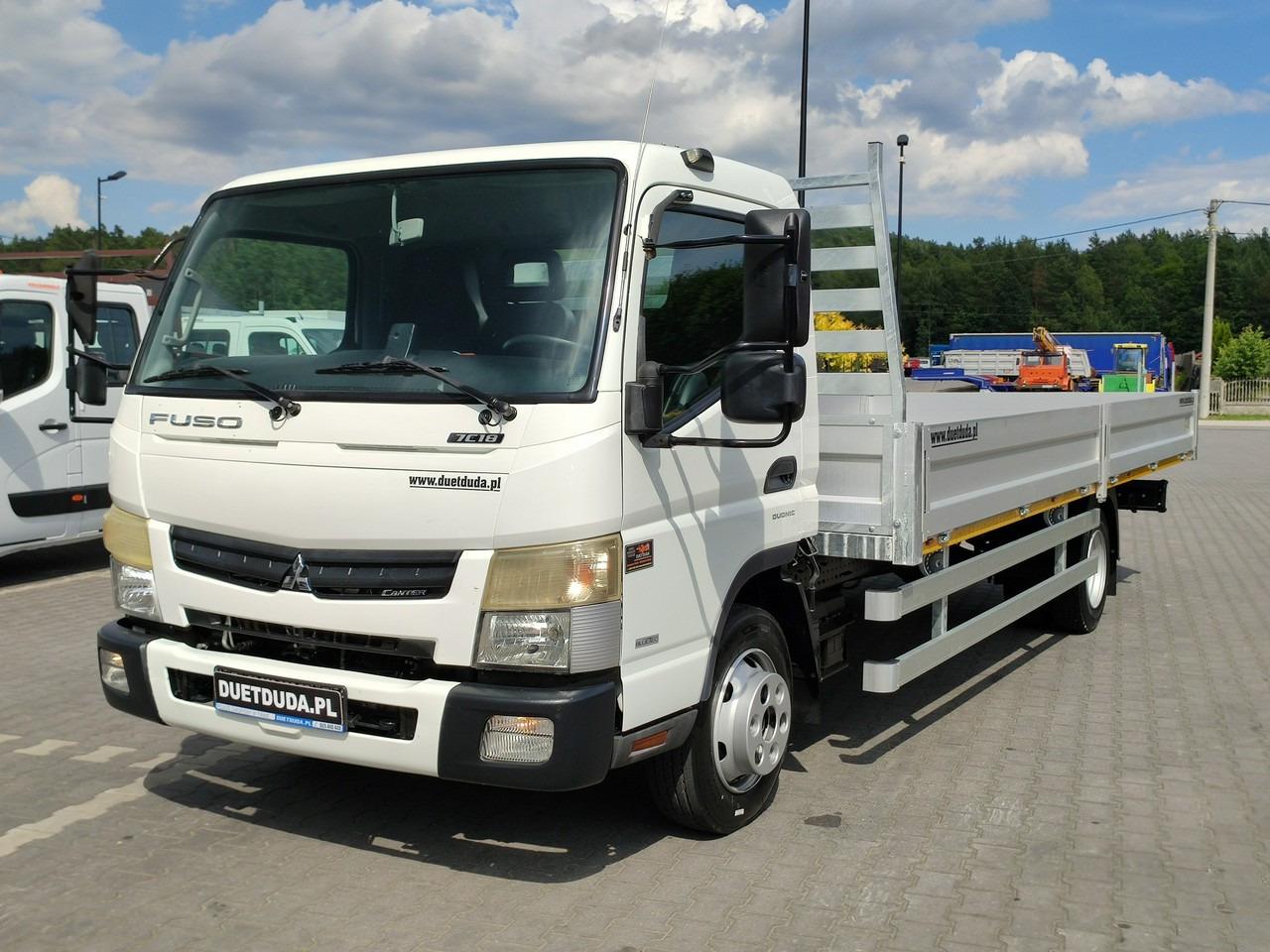 Mitsubishi Canter 7C18 3.0/150 KM Skrzyniowy Automat Klima - Sal/ Açık kasa kamyon: fotoğraf 3 Mitsubishi Canter 7C18 3.0/150 KM Skrzyniowy Automat Klima - Sal/ Açık kasa kamyon: fotoğraf 3