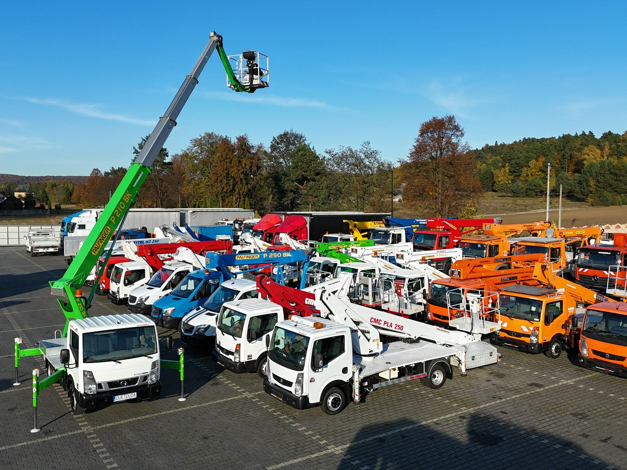 Nissan Cabstar Zwyżka Podnośnik Koszowy PALFINGER P210 BK UDT - Araç üzerine platform: fotoğraf 3 Nissan Cabstar Zwyżka Podnośnik Koszowy PALFINGER P210 BK UDT - Araç üzerine platform: fotoğraf 3