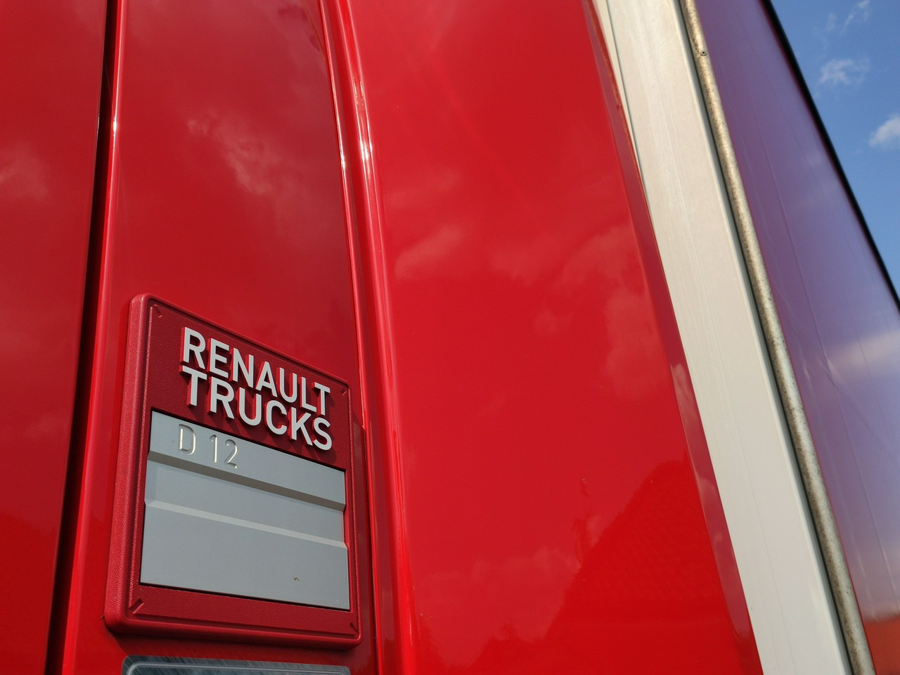 Renault D12.240 E6 Firana Tył Drzwi Dach Zsuwany Długa 830cm - Tenteli kamyon: fotoğraf 3 Renault D12.240 E6 Firana Tył Drzwi Dach Zsuwany Długa 830cm - Tenteli kamyon: fotoğraf 3