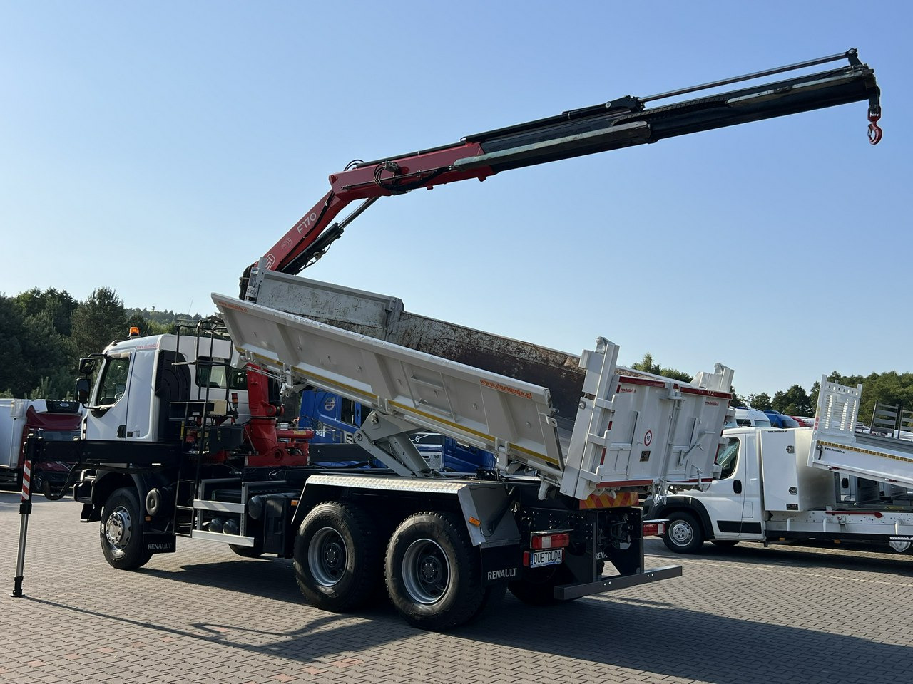 Renault Kerax 26.390 6x4 Mocny HDS FASSI F170 Sterowanie Radiowe finansal kiralama Renault Kerax 26.390 6x4 Mocny HDS FASSI F170 Sterowanie Radiowe: fotoğraf 29 Renault Kerax 26.390 6x4 Mocny HDS FASSI F170 Sterowanie Radiowe finansal kiralama Renault Kerax 26.390 6x4 Mocny HDS FASSI F170 Sterowanie Radiowe: fotoğraf 29