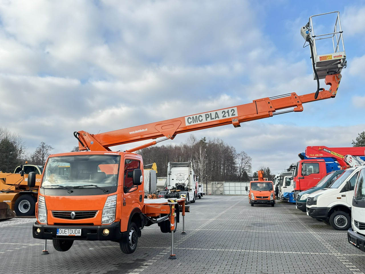 Renault Maxity - Araç üzerine platform: fotoğraf 4 Renault Maxity - Araç üzerine platform: fotoğraf 4