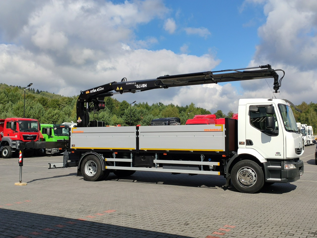 Renault Midlum 180.240DXI + HDS HYVA HB170E2 Udzwig 3.6Tony - Sal/ Açık kasa kamyon, Vinçli kamyon: fotoğraf 4 Renault Midlum 180.240DXI + HDS HYVA HB170E2 Udzwig 3.6Tony - Sal/ Açık kasa kamyon, Vinçli kamyon: fotoğraf 4