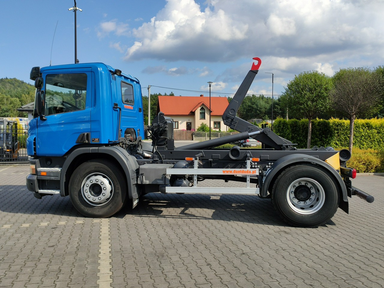 Scania P 280 N321 EURO 5 Hakowiec Hak 4x2 SKIBICKI - Kancalı yükleyici kamyon: fotoğraf 1 Scania P 280 N321 EURO 5 Hakowiec Hak 4x2 SKIBICKI - Kancalı yükleyici kamyon: fotoğraf 1