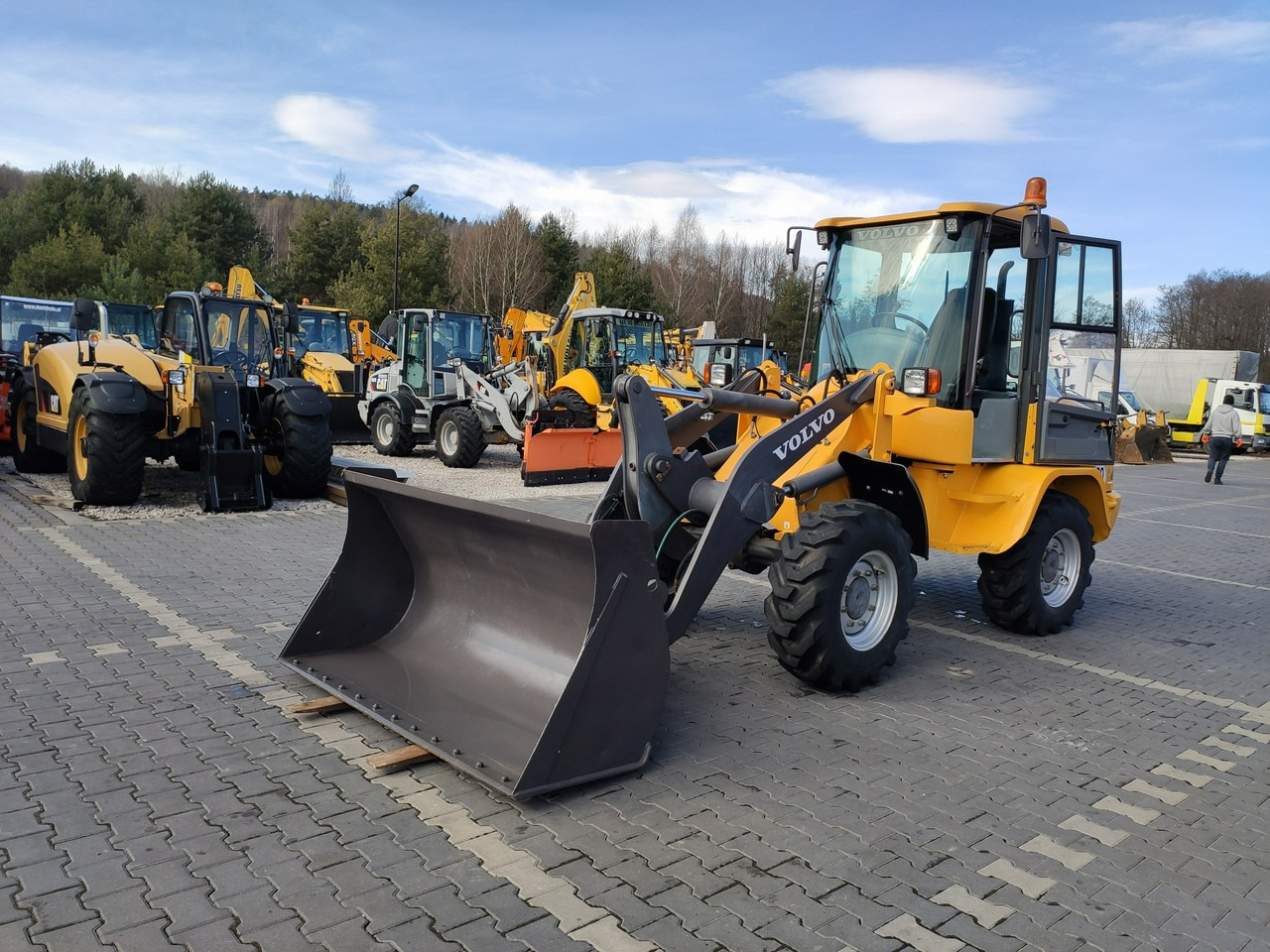 Volvo L30B Pro Unikat Stan Tylko 5380 mth - Tekerlekli yükleyici: fotoğraf 1 Volvo L30B Pro Unikat Stan Tylko 5380 mth - Tekerlekli yükleyici: fotoğraf 1