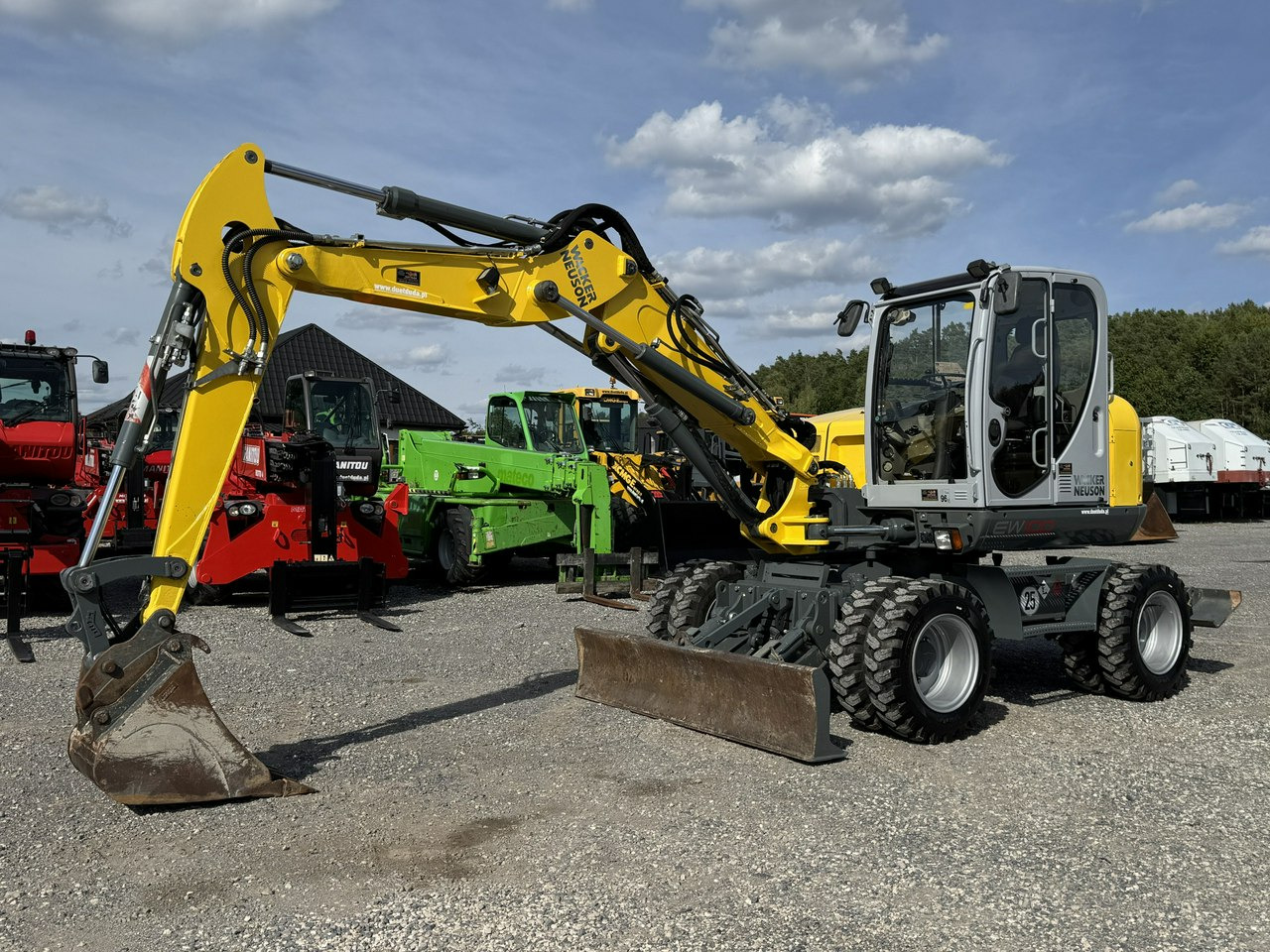 Wacker Neuson EW100 Pług + Podpory 10 ton Szybkozłącze Klimatyzacja - Tekerlekli ekskavatör: fotoğraf 4 Wacker Neuson EW100 Pług + Podpory 10 ton Szybkozłącze Klimatyzacja - Tekerlekli ekskavatör: fotoğraf 4