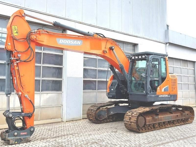Doosan DX 235 LCR-5 - Paletli ekskavatör: fotoğraf 2 Doosan DX 235 LCR-5 - Paletli ekskavatör: fotoğraf 2