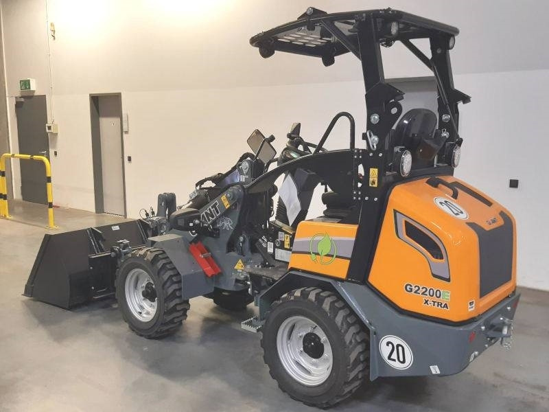 Giant G 2200 E X-Tra Elektro / electric - Mini yükleyici: fotoğraf 3 Giant G 2200 E X-Tra Elektro / electric - Mini yükleyici: fotoğraf 3