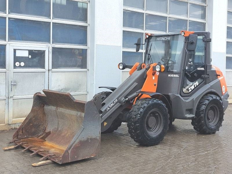 Hitachi ZW 75-6 - Mini yükleyici: fotoğraf 2 Hitachi ZW 75-6 - Mini yükleyici: fotoğraf 2