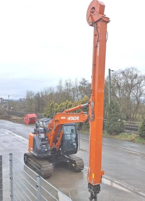 Hitachi ZX 135 US-6 Teledipper - Paletli ekskavatör: fotoğraf 4 Hitachi ZX 135 US-6 Teledipper - Paletli ekskavatör: fotoğraf 4