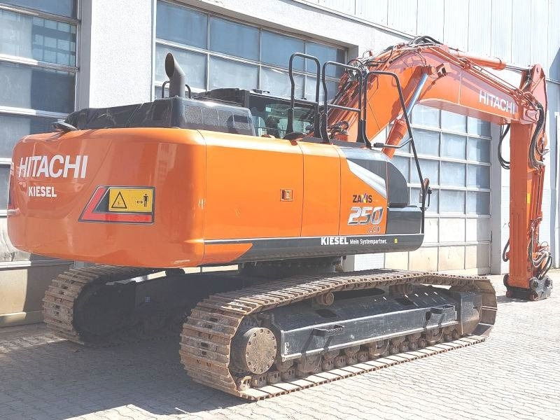Paletli ekskavatör Hitachi ZX 250 LCN-7: fotoğraf 6