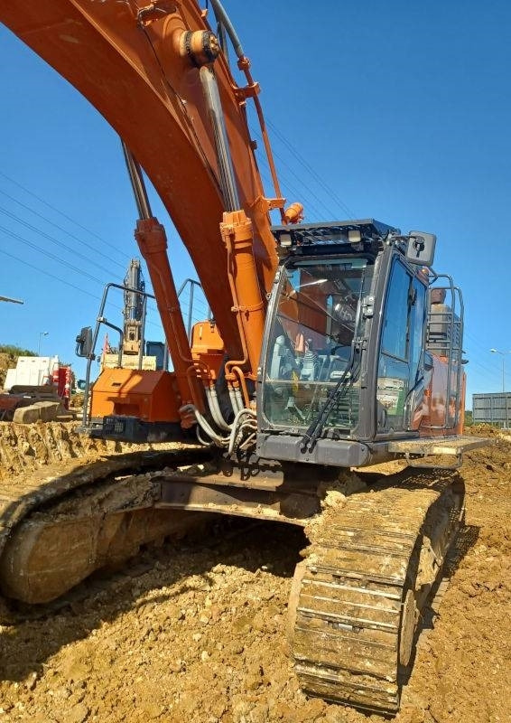Hitachi ZX 490 LCH-7 - Paletli ekskavatör: fotoğraf 2 Hitachi ZX 490 LCH-7 - Paletli ekskavatör: fotoğraf 2
