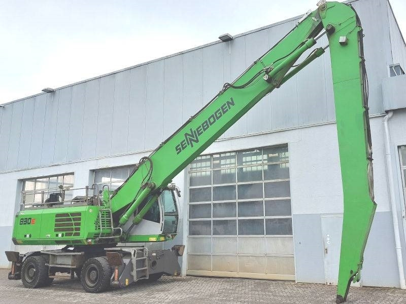 Sennebogen 830 E - Elleçleme makinesi: fotoğraf 4 Sennebogen 830 E - Elleçleme makinesi: fotoğraf 4