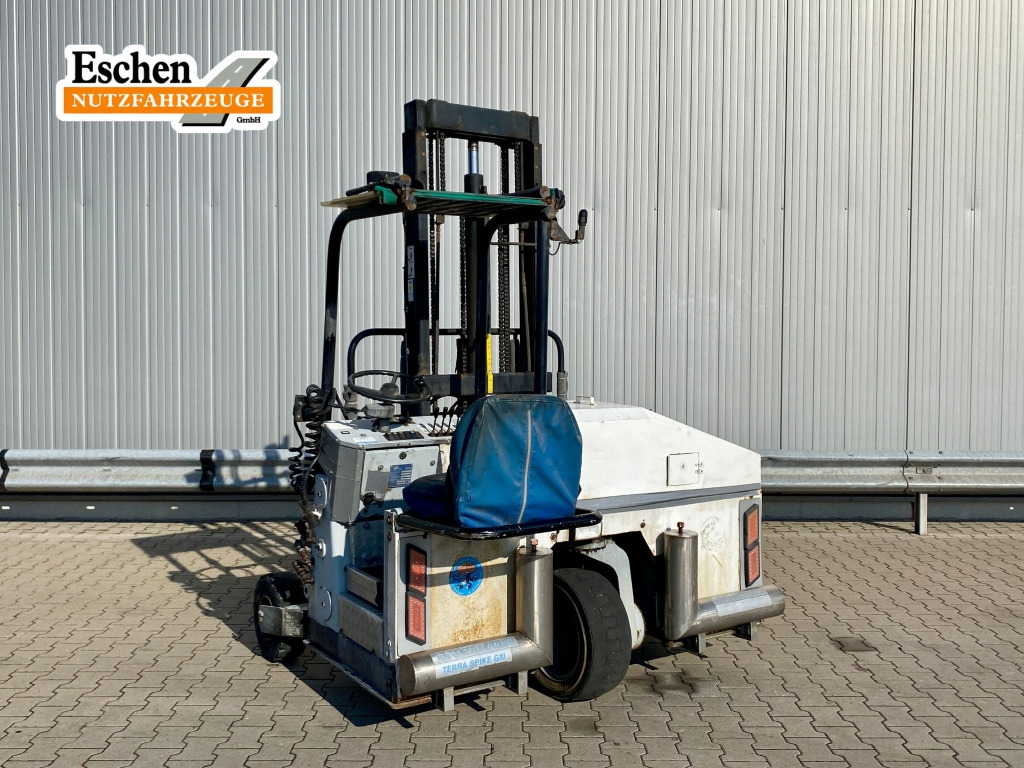 Cangaru ST 4U 53 2035 DR Mitnahmestapler - Dizel forklift: fotoğraf 3 Cangaru ST 4U 53 2035 DR Mitnahmestapler - Dizel forklift: fotoğraf 3