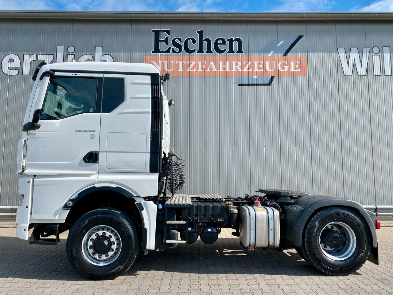 MAN TGX 18.510 4x4 HYDRO | TG3*2x Hydraulik*ACC*Navi - Çekici: fotoğraf 2 MAN TGX 18.510 4x4 HYDRO | TG3*2x Hydraulik*ACC*Navi - Çekici: fotoğraf 2