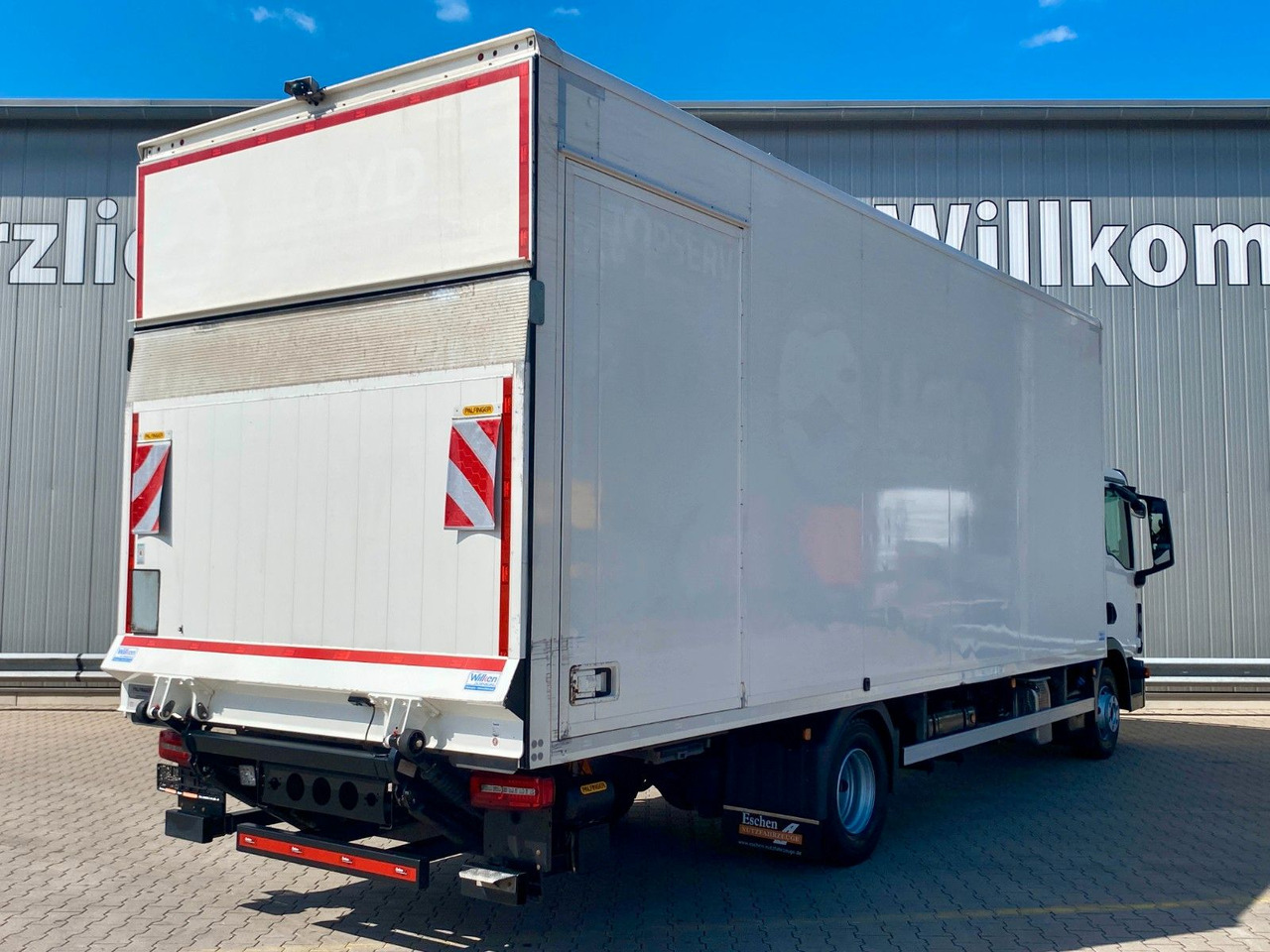 MAN TGL 12.220 Automatik*LBW*HU+BremseNEU*Navi*Kamer - Kapalı kasa kamyon: fotoğraf 5 MAN TGL 12.220 Automatik*LBW*HU+BremseNEU*Navi*Kamer - Kapalı kasa kamyon: fotoğraf 5