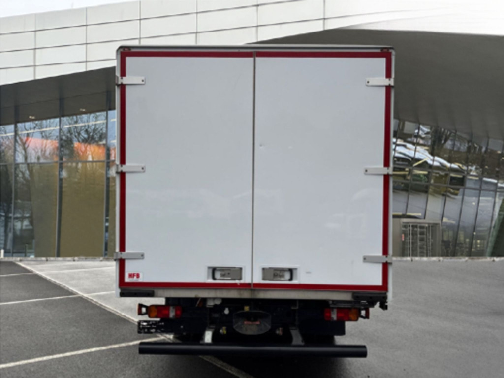 MAN TGL 8.220 4x2 BL - Kapalı kasa kamyon: fotoğraf 4 MAN TGL 8.220 4x2 BL - Kapalı kasa kamyon: fotoğraf 4