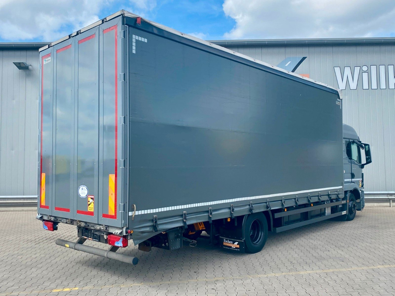 MAN TGM 15.250 + Redos Anhänger GESAMTZUG|Durchlader - Tenteli kamyon: fotoğraf 3 MAN TGM 15.250 + Redos Anhänger GESAMTZUG|Durchlader - Tenteli kamyon: fotoğraf 3