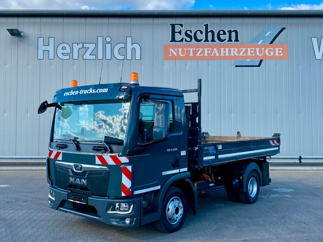 MAN TGS 8.220 BB| MEILLER*3x Sitze*Navi*2x AHK*Klima - Damperli kamyon: fotoğraf 2 MAN TGS 8.220 BB| MEILLER*3x Sitze*Navi*2x AHK*Klima - Damperli kamyon: fotoğraf 2