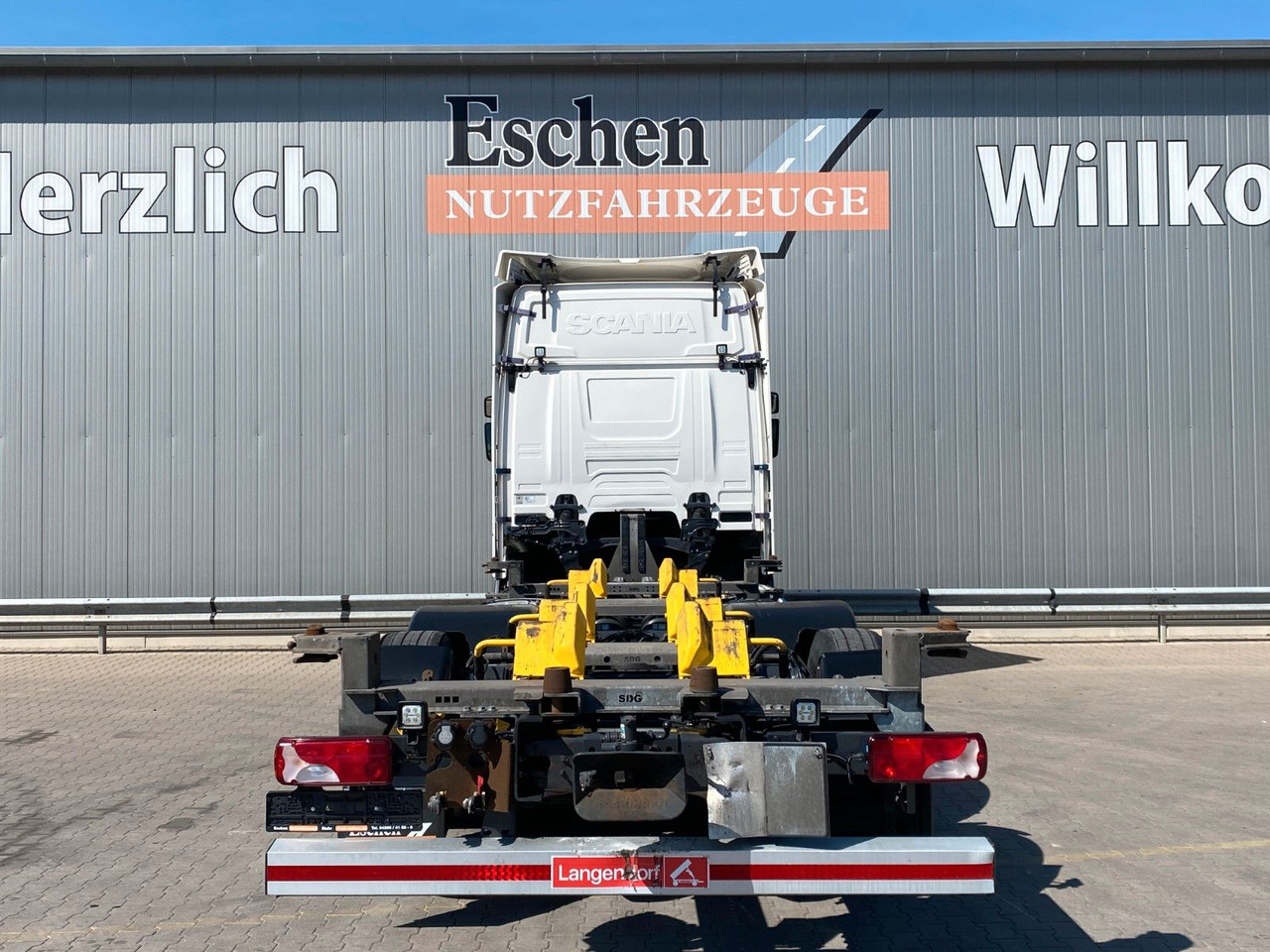 Scania R 450 B 6x2*4 BDF|Retarder*AHK*Lift*SDG Wechsler - Konteynır taşıyıcı/ Yedek karoser kamyon: fotoğraf 4 Scania R 450 B 6x2*4 BDF|Retarder*AHK*Lift*SDG Wechsler - Konteynır taşıyıcı/ Yedek karoser kamyon: fotoğraf 4