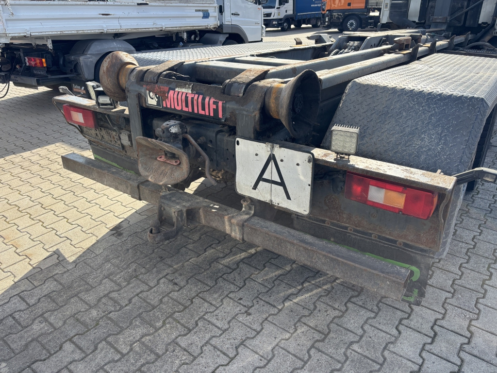 Volvo FM 6x2 Abrollkipper - Kancalı yükleyici kamyon: fotoğraf 2 Volvo FM 6x2 Abrollkipper - Kancalı yükleyici kamyon: fotoğraf 2