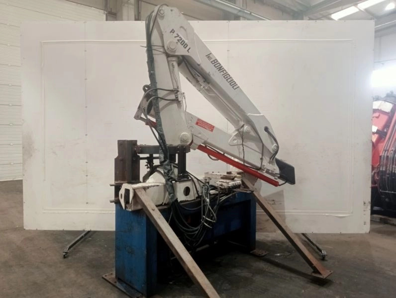 Grúa Bonfiglioli P.7200L - Araç üstü vinç - Kamyon: fotoğraf 1 Grúa Bonfiglioli P.7200L - Araç üstü vinç - Kamyon: fotoğraf 1