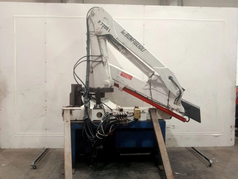 Grúa Bonfiglioli P.7200L - Araç üstü vinç - Kamyon: fotoğraf 2 Grúa Bonfiglioli P.7200L - Araç üstü vinç - Kamyon: fotoğraf 2