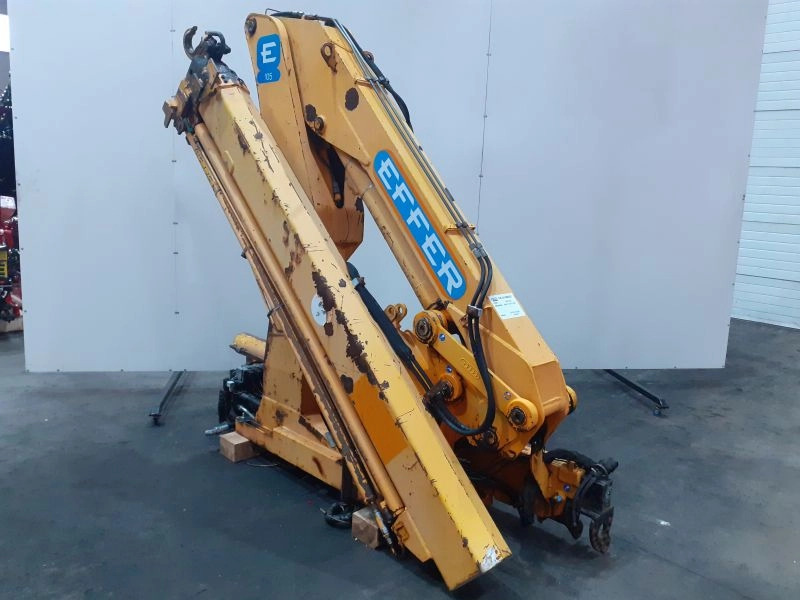 Grúa Effer 105-3s - Araç üstü vinç - Kamyon: fotoğraf 1 Grúa Effer 105-3s - Araç üstü vinç - Kamyon: fotoğraf 1