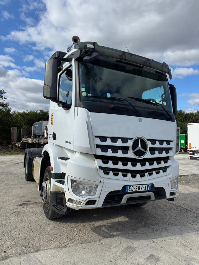 Mercedes Arocs 2045 - Çekici: fotoğraf 1 Mercedes Arocs 2045 - Çekici: fotoğraf 1