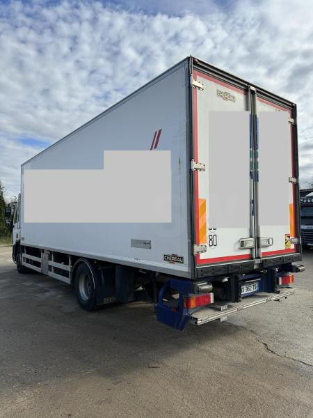 DAF CF75 - Refrijeratör kamyon: fotoğraf 3 DAF CF75 - Refrijeratör kamyon: fotoğraf 3